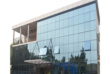 集裝箱做的辦公樓，辦公環(huán)境美美的！